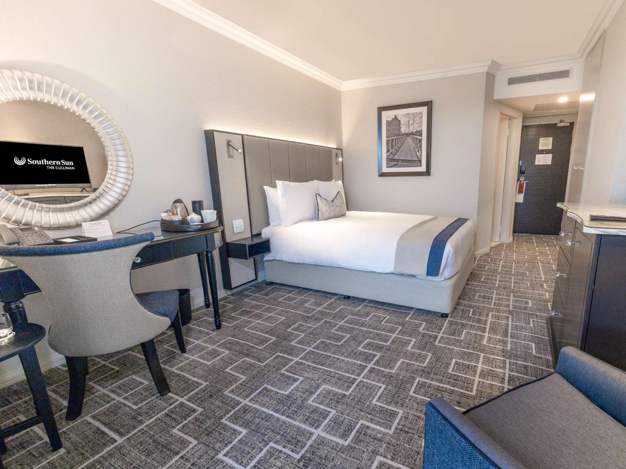 Southern Sun The Cullinan Кейптаун Екстериор снимка