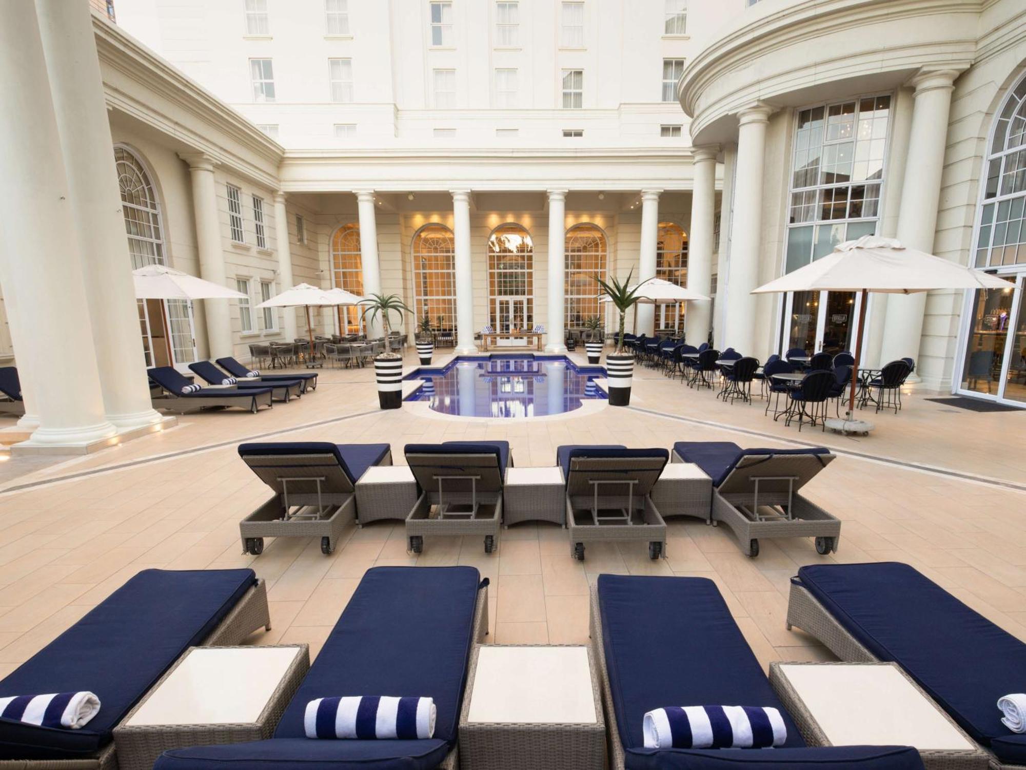 Southern Sun The Cullinan Кейптаун Екстериор снимка